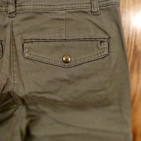 J.Crew Women's Size 4 Cropped Cargo Utility Pants‎ Olive Green Multi Pocketed - Picture 11 of 14